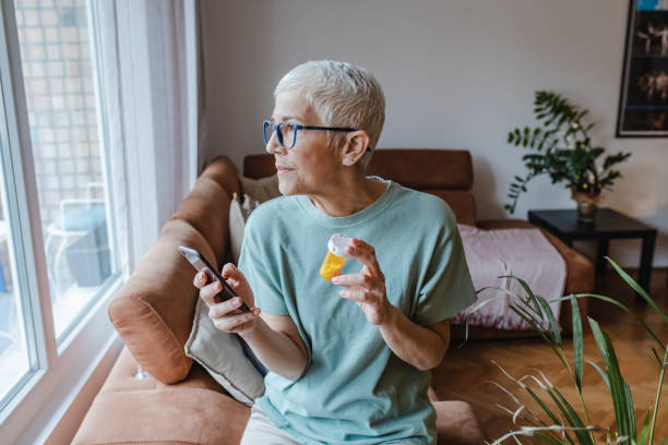 istock Telephone medical advice service 1335403463