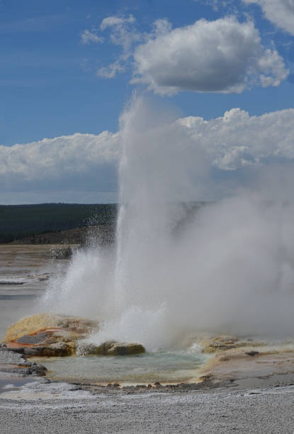 istock Clepsydra Geyser at Yellowstone 1335488703