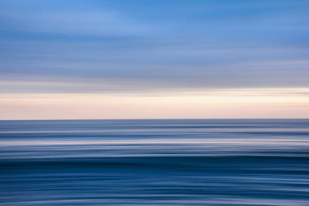 istock Sound of blue 1335534303