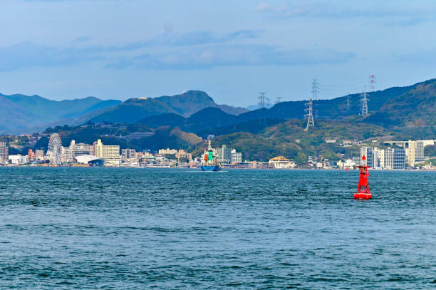 関門海峡の海のマーク - 山口 ストックフォトと画像