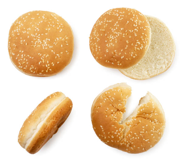 흰색 고립 된 배경에 설정 된 햄버거 번. 위쪽 보기 - hamburger bun bread isolated 뉴스 사진 이미지