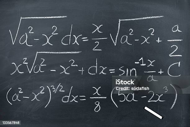 Mathematikstunde Stockfoto und mehr Bilder von Mathematische Formel - Mathematische Formel, Nahaufnahme, Formatfüllend