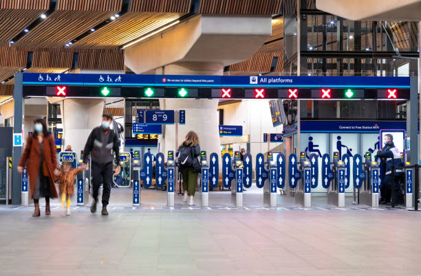 stazione di london bridge - british rail foto e immagini stock