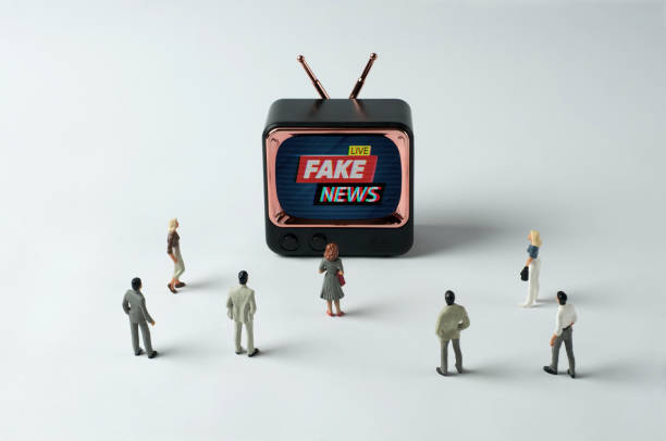 istock On TV: Fake news 2 1335812028