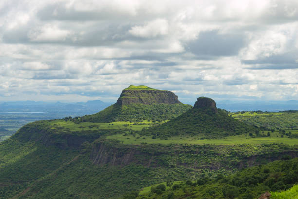 monti satmala, monti sahyadri dal forte di dhodap, nashik, maharashtra, india. - maharashtra foto e immagini stock