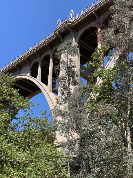 istock Colorado Street Bridge 1335919948