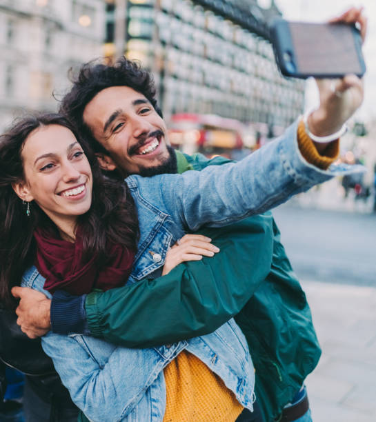 istock Couple enjoying London together 1335925711