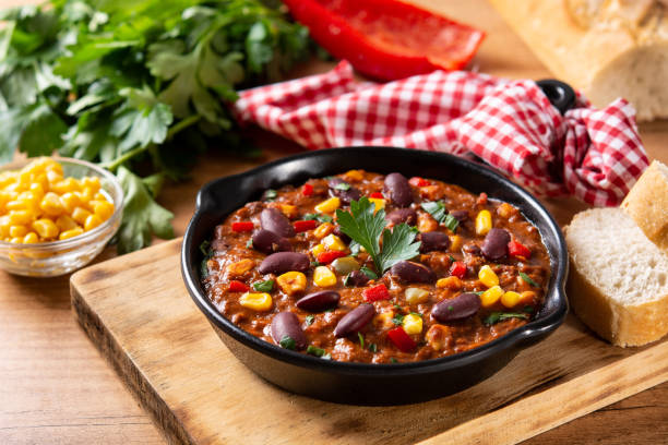 istock Traditional mexican tex mex chili con carne in iron pan 1335927124