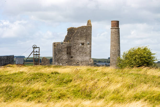 istock Cornish Engine House at Magpie Mine in Peak District National Park, England 1335973610