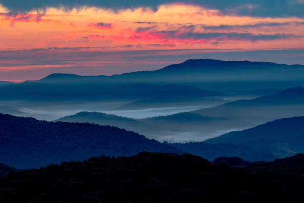 istock Foggy sunrise in the Appalachian mountains 1336093300
