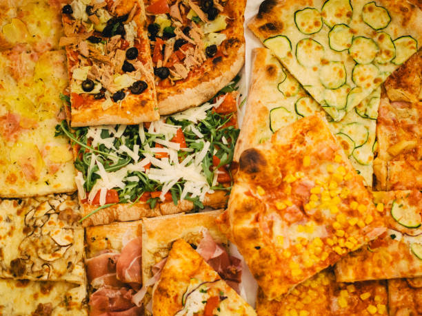istock Lots of kind of pizza 1336113215