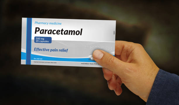 istock Paracetamol and painkiller tablets pack in hand 3d illustration 1336122842