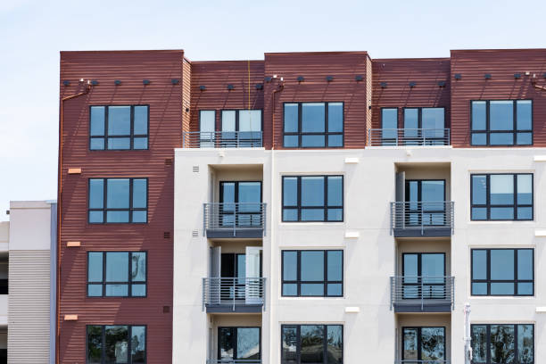 실리콘 밸리의 고급 임대 단위를 제공하는 현대적인 아파트 건물의 외관 보기; 서니베일, 샌프란시스코 베이 지역, 캘리포니아 - residential district san francisco county house city 뉴스 사진 이미지