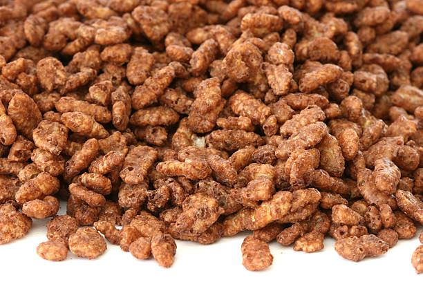 istock Chocolate popped rice cereals 133618844
