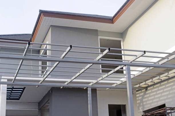istock Shell and construction on a new house build 1336220698