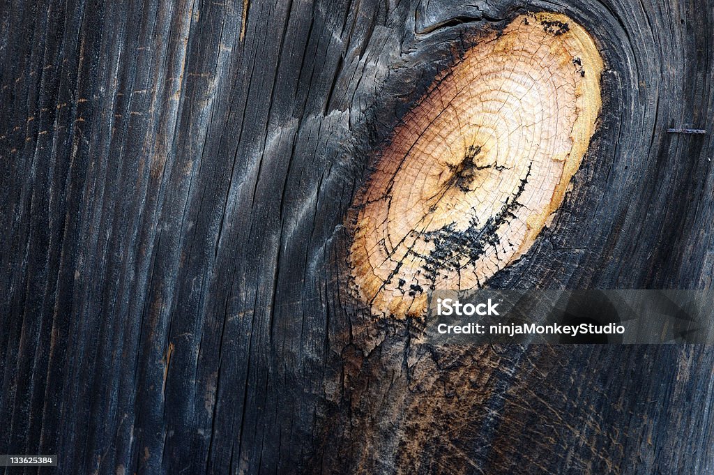 Madera con nudos - Foto de stock de Con textura libre de derechos