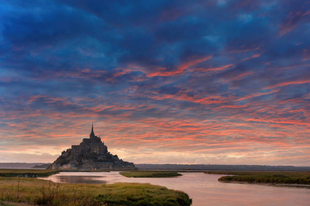 モン・サン・ミッシェル(フランス ノルマンディー) - モンサンミッシェル ストックフォトと画像