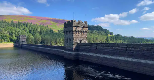 The magnificent Neo Gothic Towers on the Derwent Reservoir Dam.
The reservoir lies in the High Peak National Park, a real treasure trove of cycle tracks, walking paths and trails , lovely woodlands and beauty in nature.