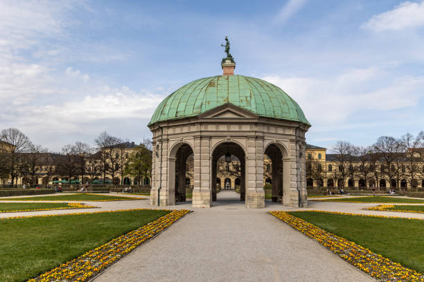 hofgarten park with dianatempel in munich, germany - diana pavilion imagens e fotografias de stock