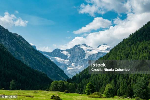 View Of The Valley Of Cogne In The Gran Paradiso National Park Stock Photo - Download Image Now