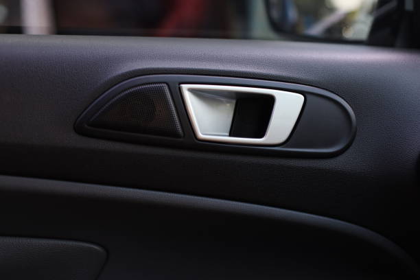 manija de la puerta del coche modelo de lujo - car door white doorknob empty fotografías e imágenes de stock