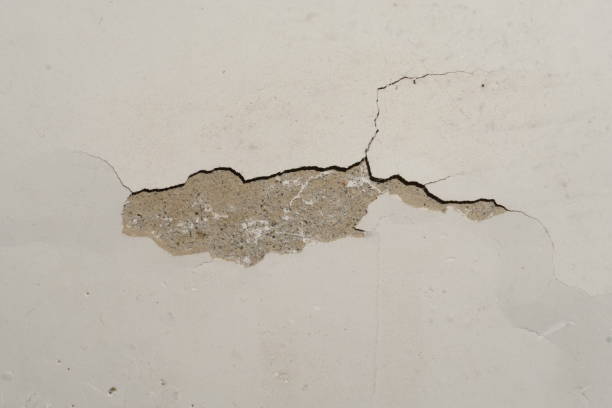 istock texture image of a cracked wall in house 1336493754