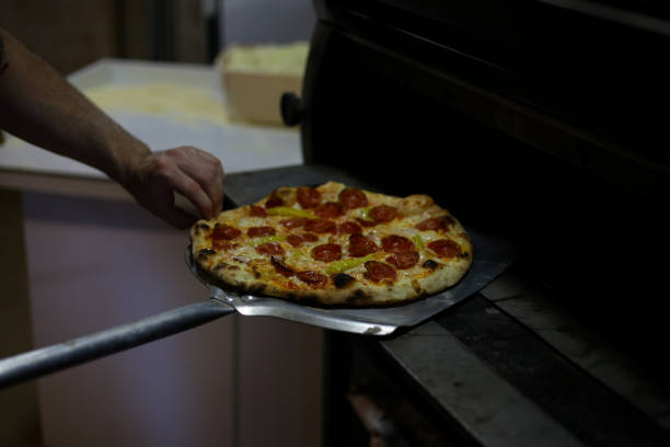 pizza fresca com foto de estoque de ingredientes - kitchen knife raw food food and drink fork - fotografias e filmes do acervo