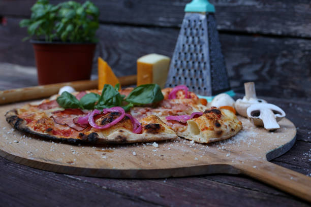 istock Pizza stock photo 1336562049