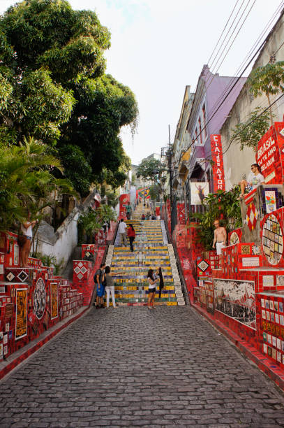 rio de janeiro, selaron steps, brasilien, südamerika - rio de janeiro brazil steps staircase stock-fotos und bilder