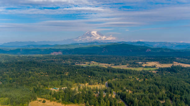 Mount Rainier & the Cascades