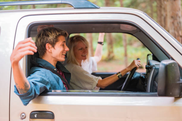 istock Happy young couple on a road trip 1336646884