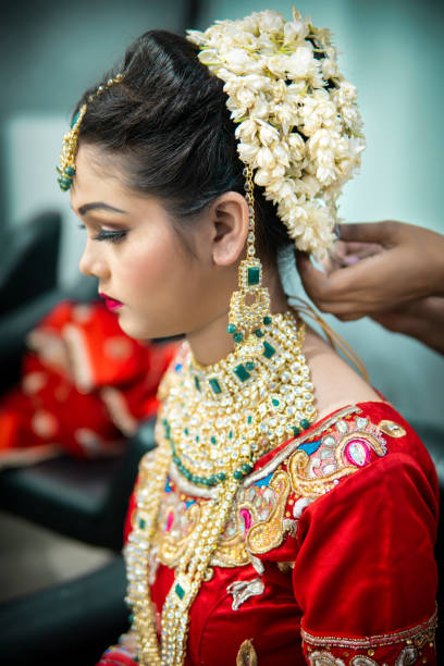 6,374 Indian Wedding Hairstyle Stock Photos, Pictures & Royalty-Free Images  - iStock