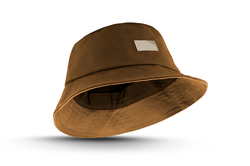 sombrero de cubo marrón aislado sobre un fondo blanco photo