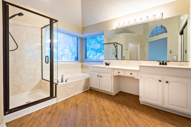 istock Master bathroom in a single famiy house in Texas 1336712140