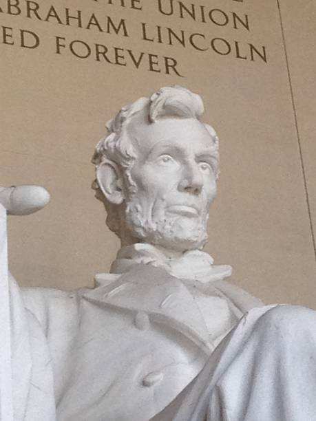 istock The Lincoln Memorial 1336749130