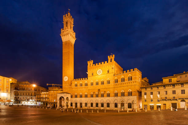 istock Campo Square with City Hall in Siena 1336756396