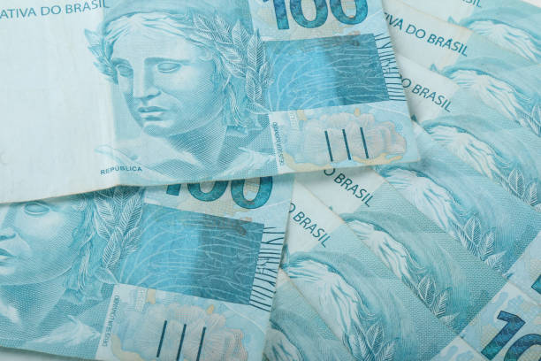 istock Brazilian money. 100 reais banknotes 1336762865