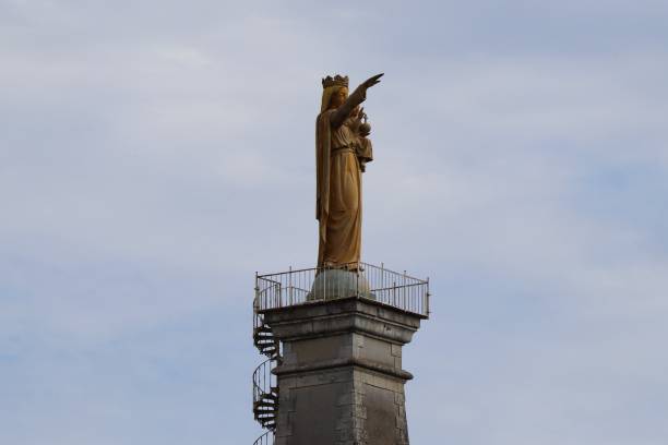 istock Poitiers - Notre Dame des Dunes 1336818166