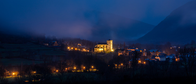 Panoramic view of dusk in the mountain town of Broto