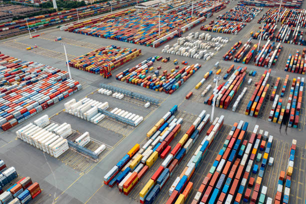 istock Hamburg Harbor 1336934630