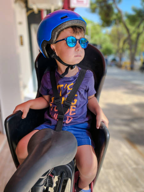 istock Child Safe Bike Trip 1337015329