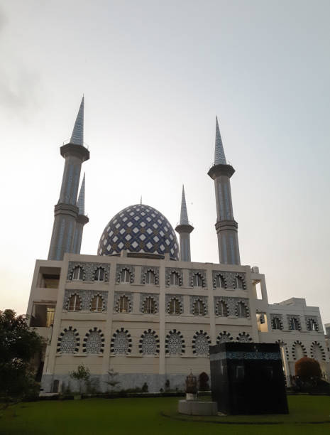 istock ANDALUSIA Mosque is a large mosque in Sentul, Bogor, Indonesia 1337020181