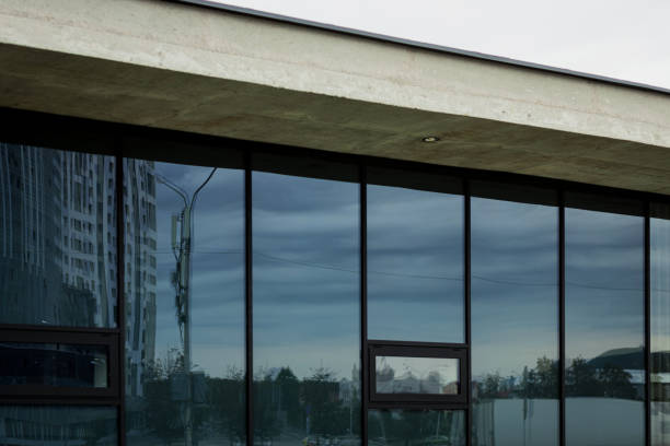 istock Facade of a modern style house 1337025728