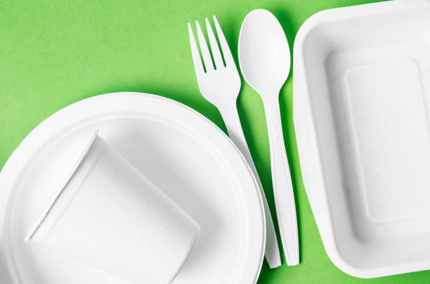 istock Eco friendly biodegradable paper disposable for packaging food 1337046750