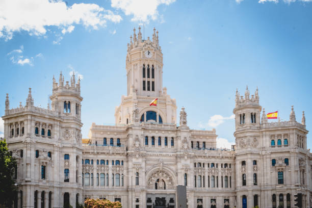 istock Plaza de Cibeles, Madrid 1337148524