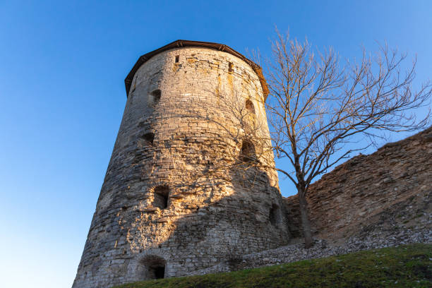 istock The Gremyachaya Tower exterior, Pskov 1337260057