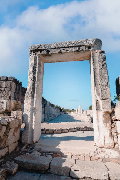 агора в древних руинах кибиры, памфилия - mosaic ancient greek culture greek mythology стоковые фото и изображения