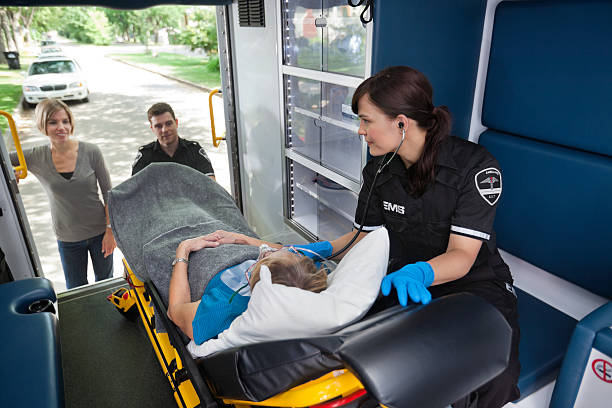 transporte médico de emergência médica - cfr - fotografias e filmes do acervo