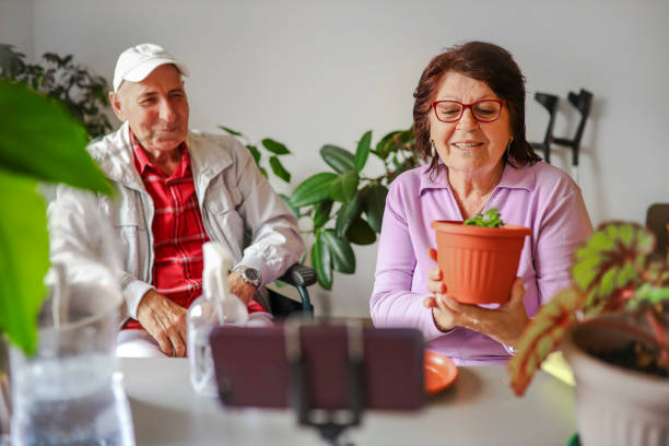 istock Seniors with passion for botany 1337418133
