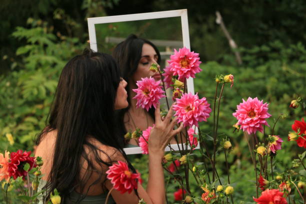 istock Lots of Flowers 1337487122